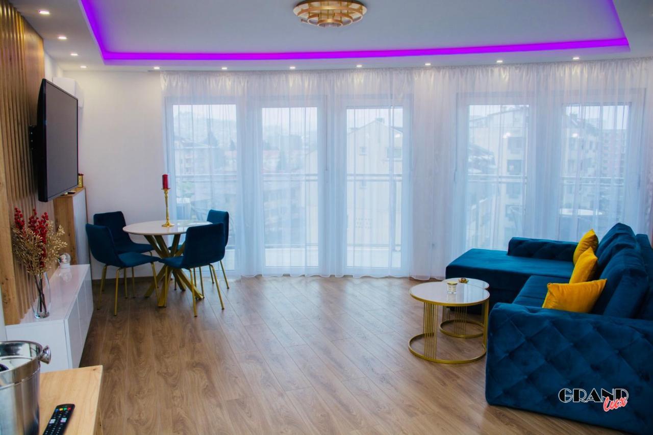 Grand Lux Apartment Doboj Exteriör bild